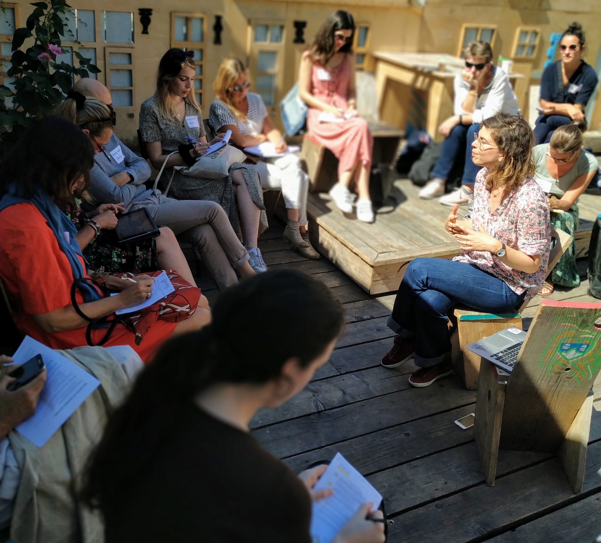 Atelier en groupe en extérieur