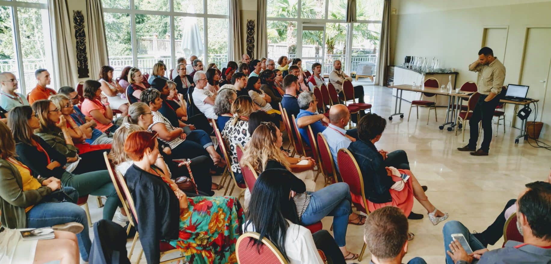 Conférence en salle